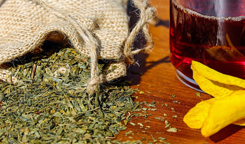 Making Tea With Herbs From the Garden